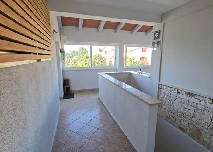 Πανσιόν Martina Guest House-rooms 3*