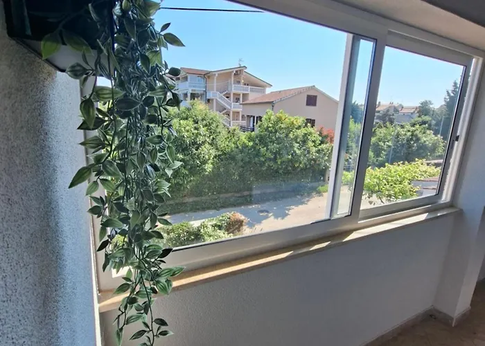 Πανσιόν Martina Guest House-rooms Πόρετς