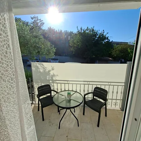 Guest house Martina Guest House-rooms 3*