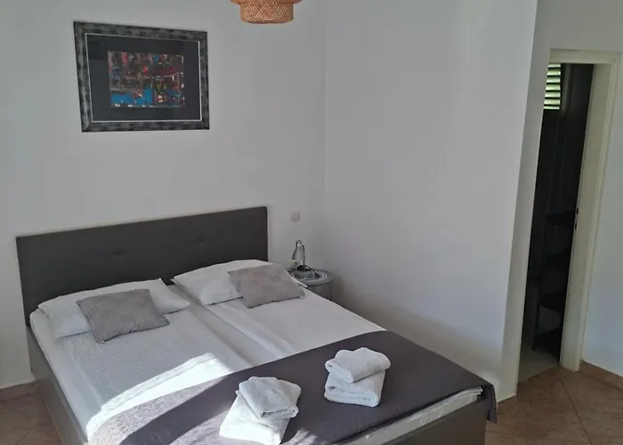 Martina Guest House-rooms